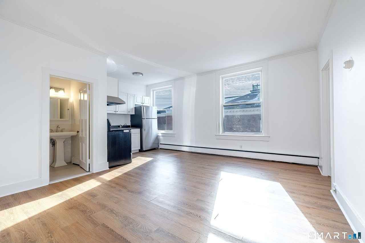 406 Main St Apt 1 #1 - Photo 4 of 15