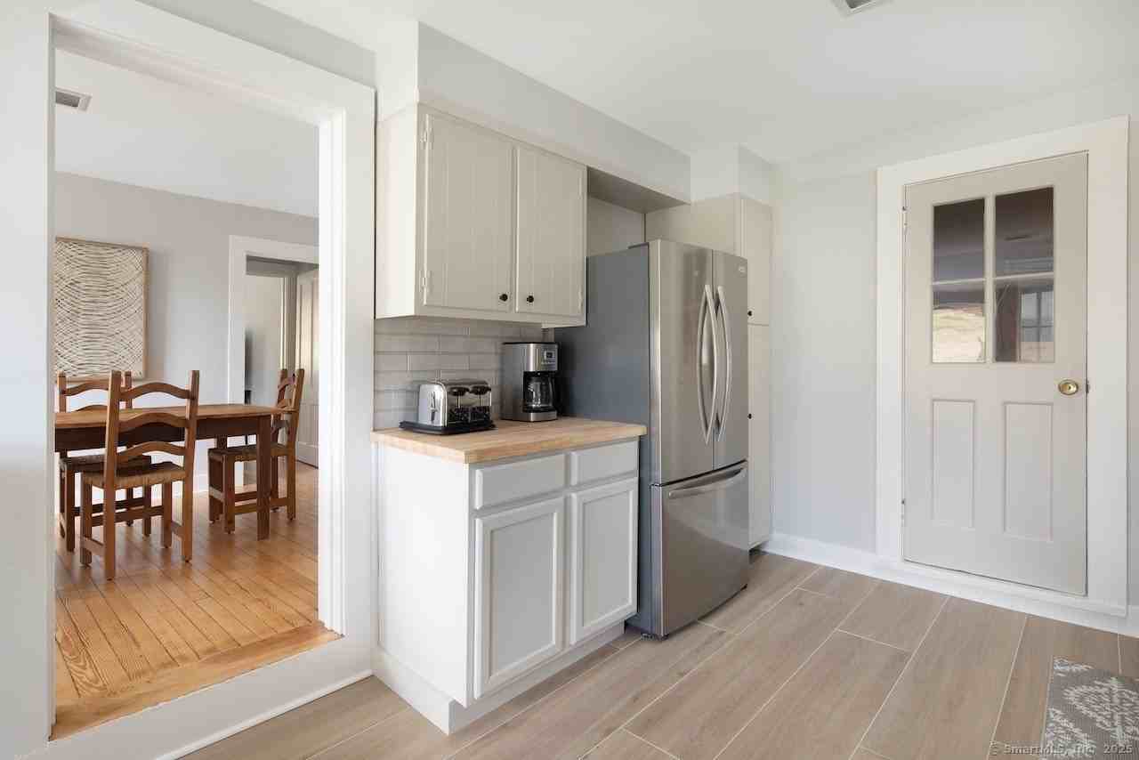 104 Sunset Ridge Rd - Photo 6 of 20