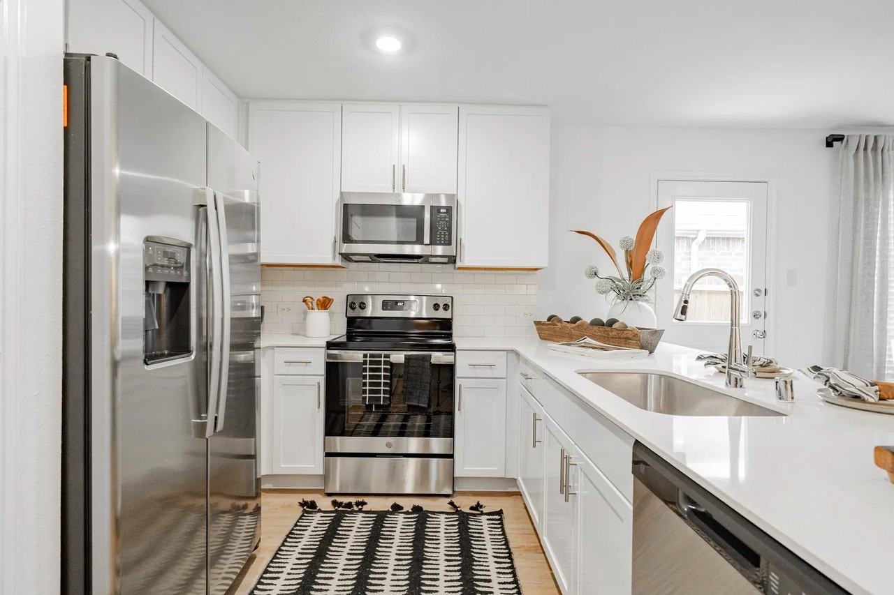 2204 Boiling Springs Rd - Photo 5 of 7