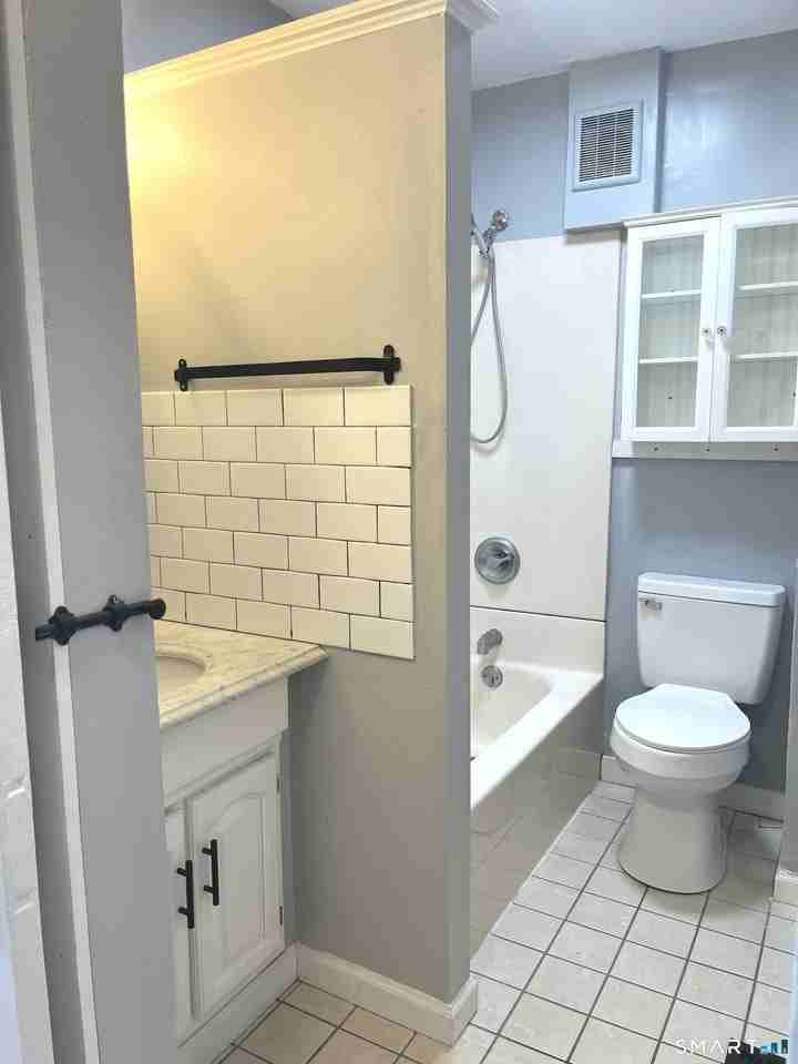 78 Svea Ave - Photo 5 of 12