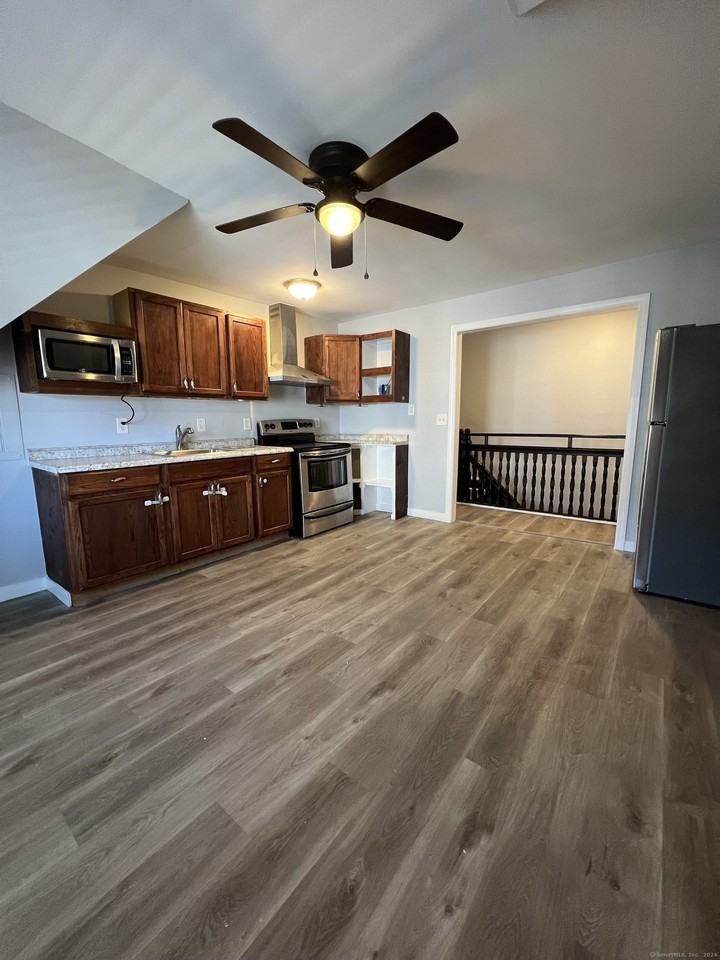 15 Huntington St Unit 6 #6 - Photo 3 of 9