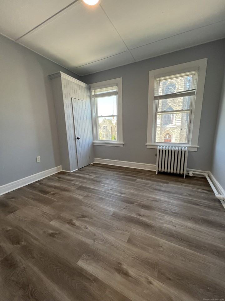 15 Huntington St Unit 6 #6 - Photo 6 of 9