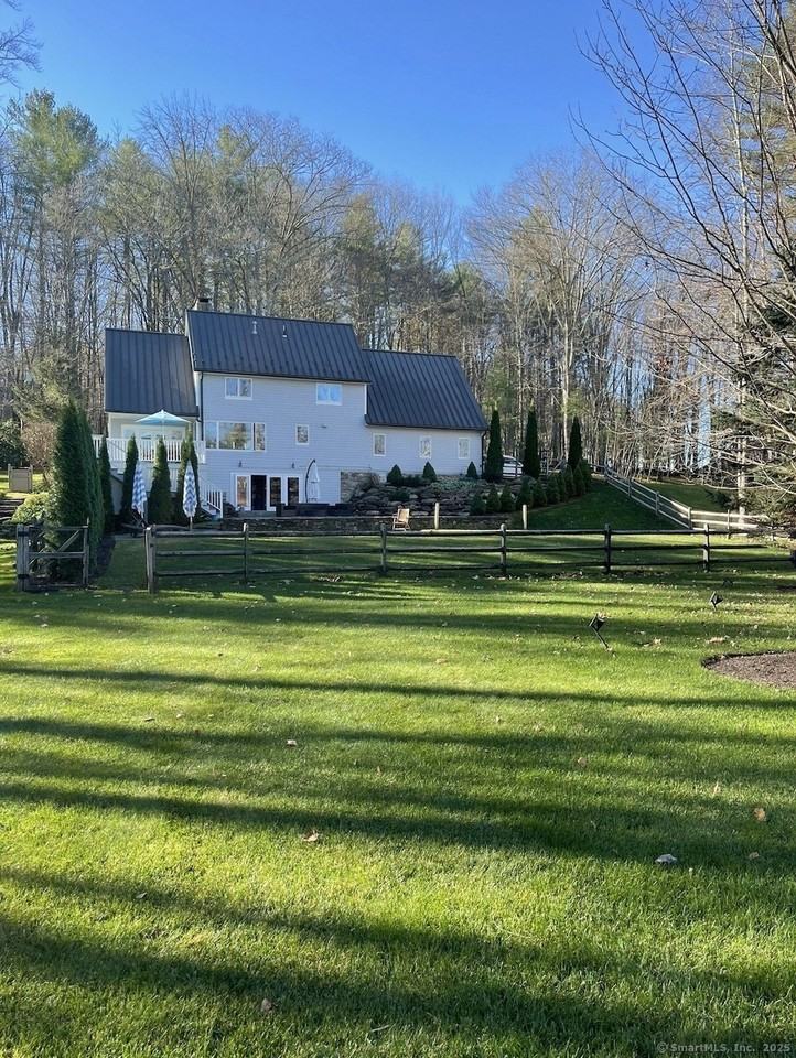 40 Salmon Kill Rd - Photo 2 of 18