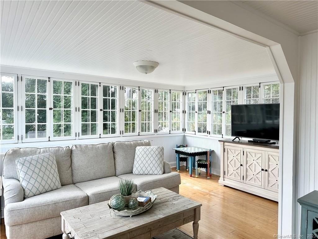 15 Tuxis Rd - Photo 5 of 27