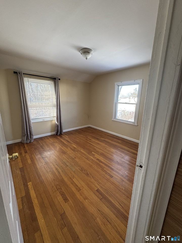 117 Dupont Pl Unit 119 #119 - Photo 6 of 11