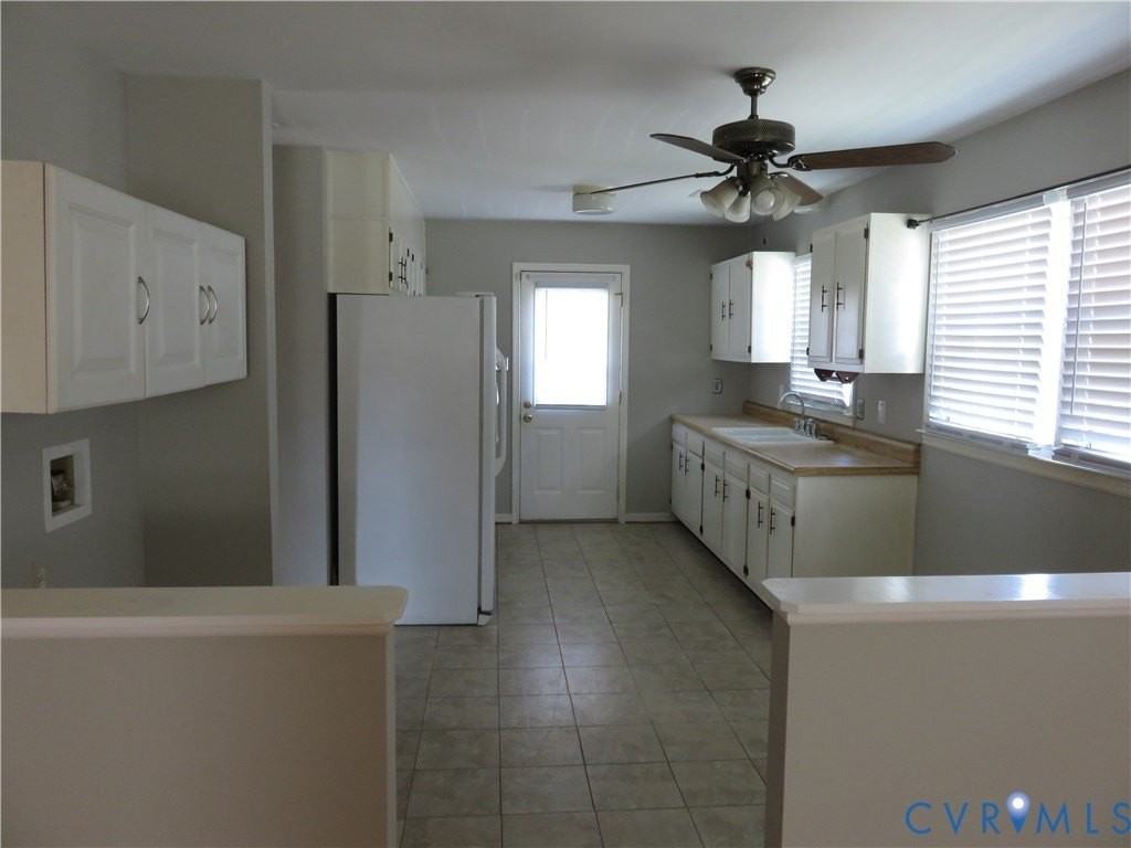 4912 Leonard Ave - Photo 5 of 21