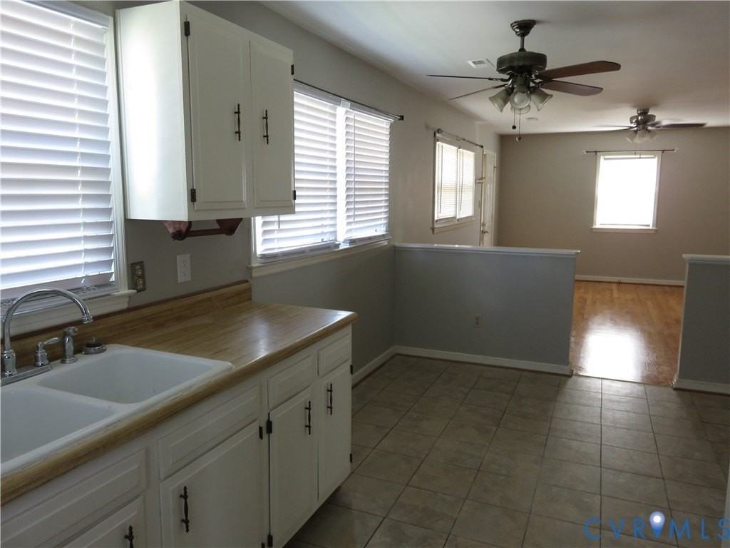 4912 Leonard Ave - Photo 6 of 21