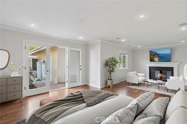 2633 Buckeye St - Photo 3 of 8