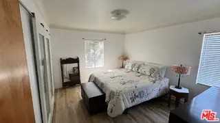 3822 Huron Ave - Photo 3 of 8