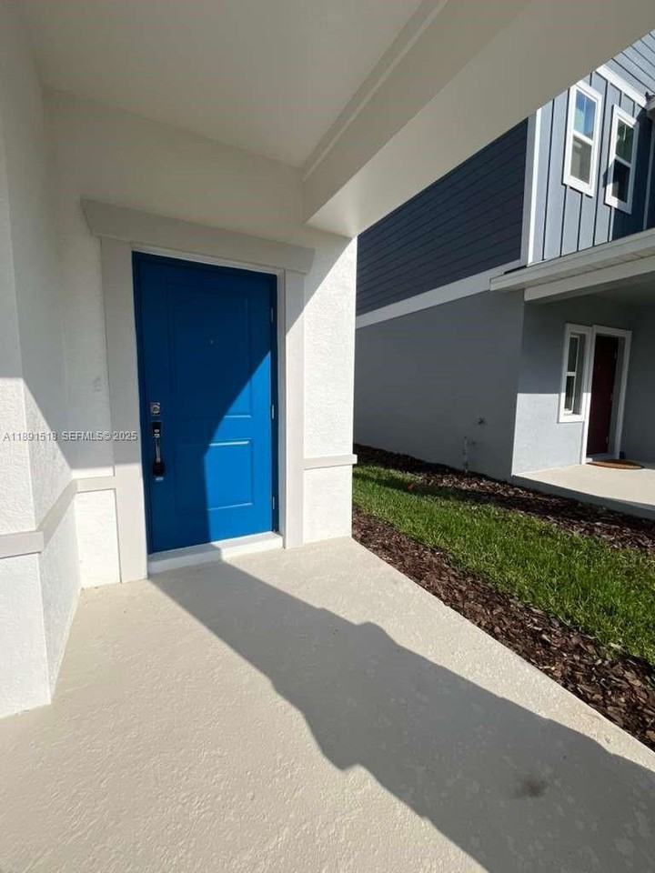 5984 Zen Way - Photo 3 of 8