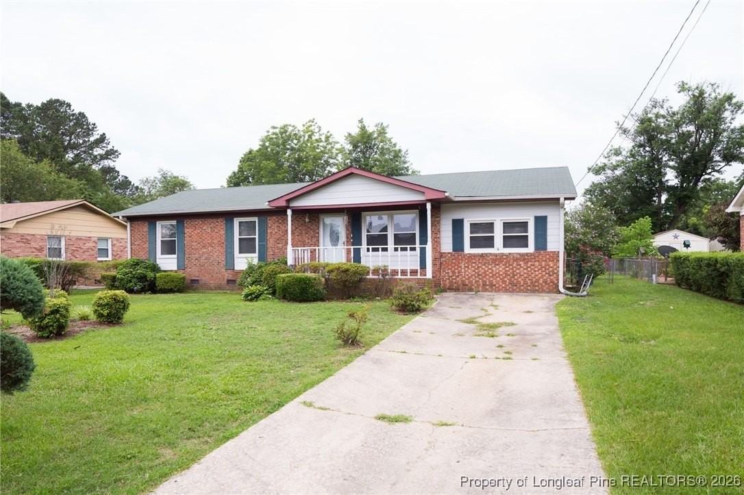 304 Longhorn Dr - Photo 2 of 20