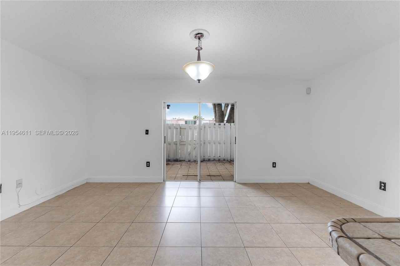 6350 Sw 139th Ave #6350 - Photo 6 of 8