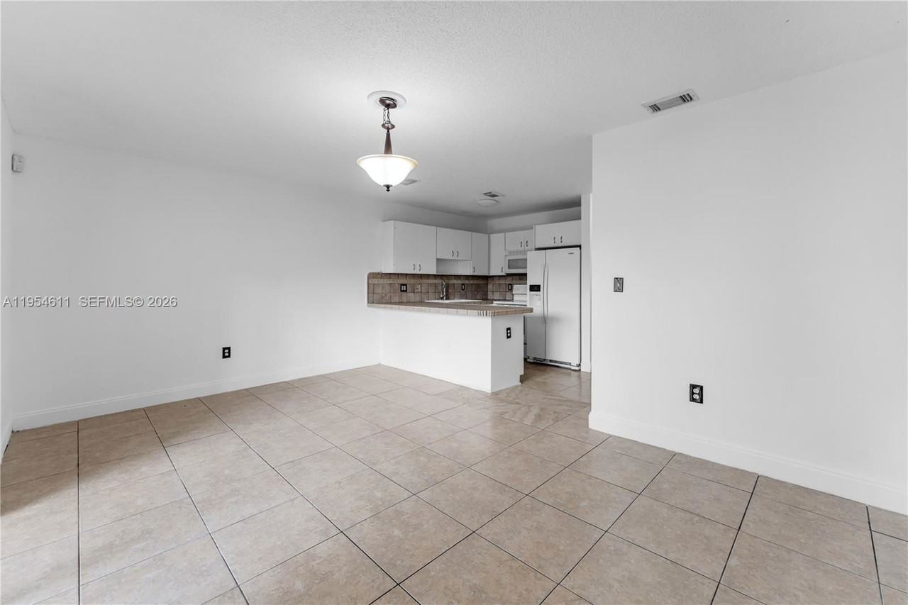 6350 Sw 139th Ave #6350 - Photo 7 of 8