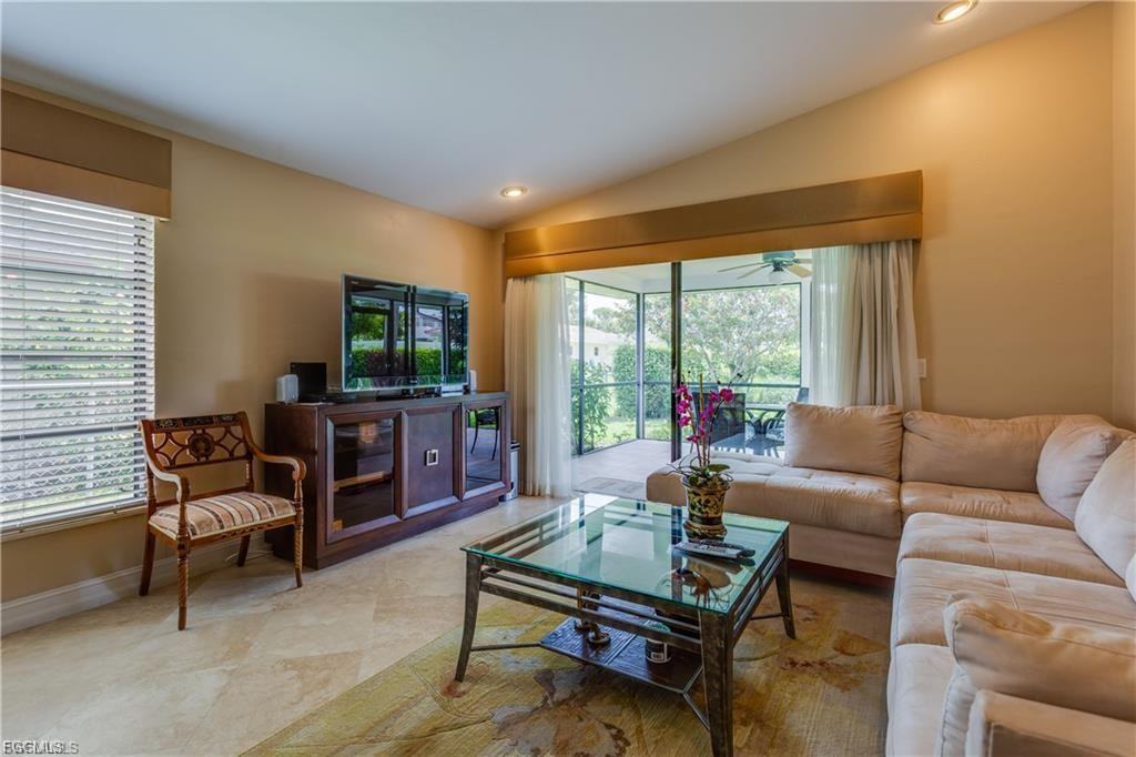 630 95th Ave N #A - Photo 4 of 8