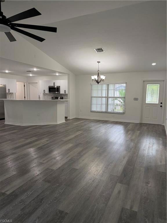 2709 Nw 1st Pl - Photo 7 of 8