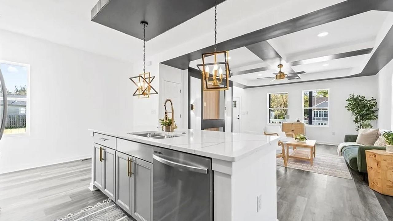 S Old Church St - Photo 5 of 9