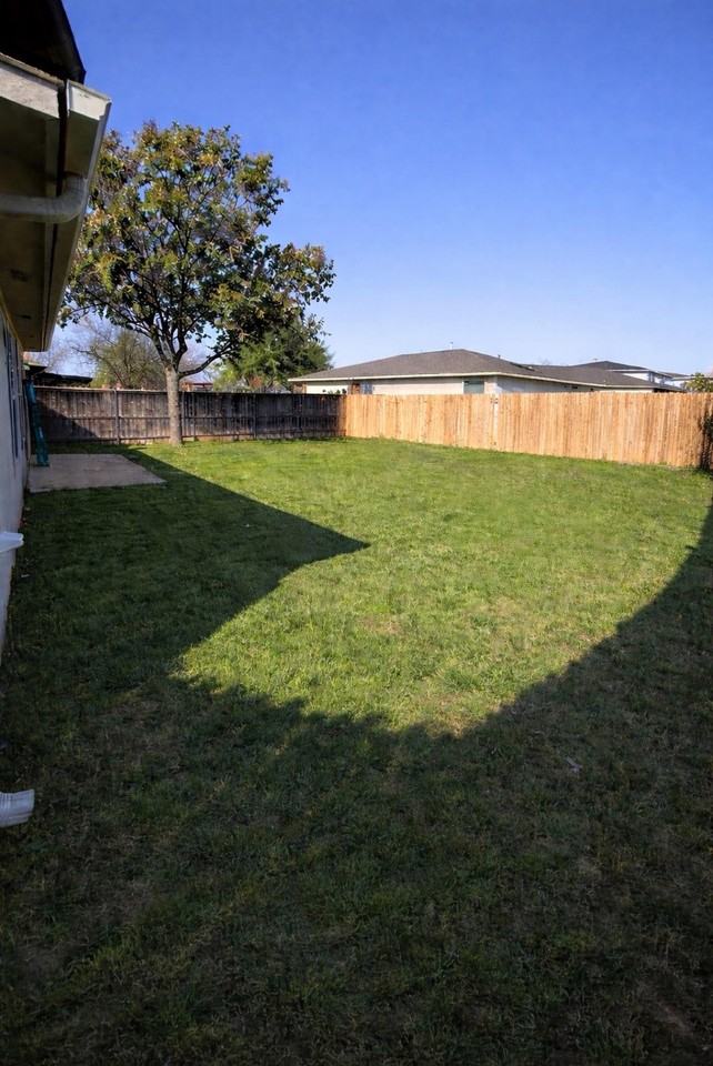 Brooke St - Photo 5 of 7