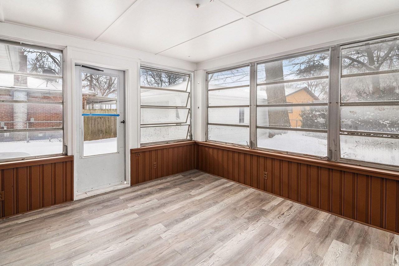 Sarasota - Photo 3 of 17