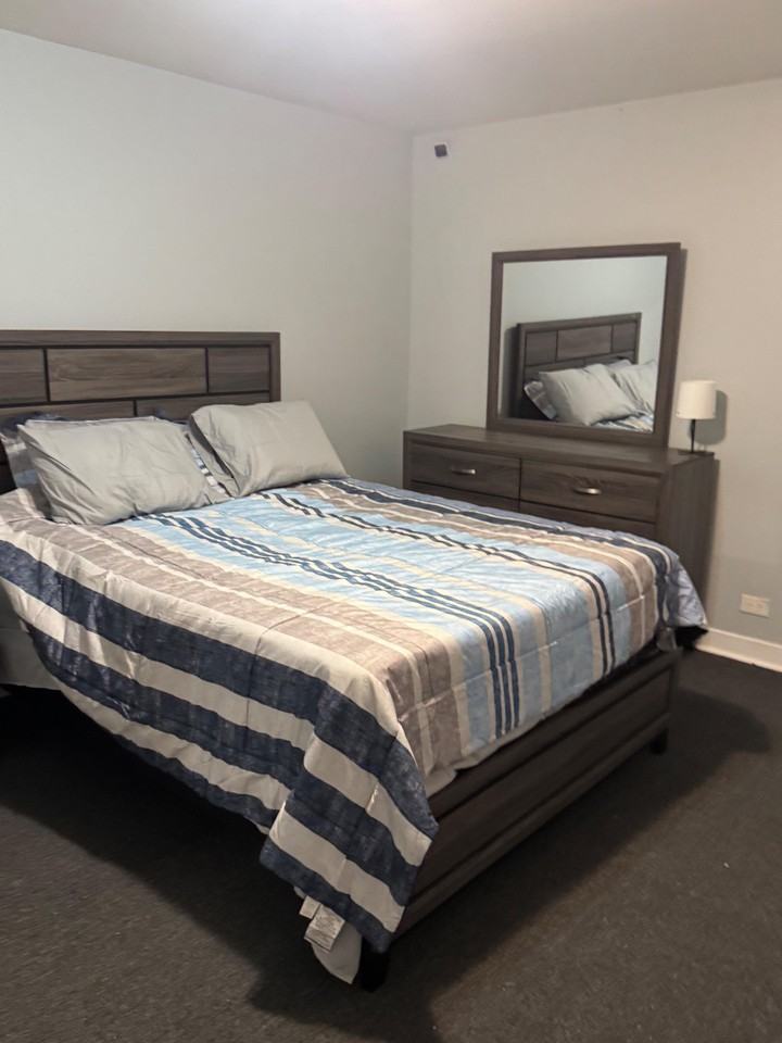 S Justine St - Photo 6 of 39