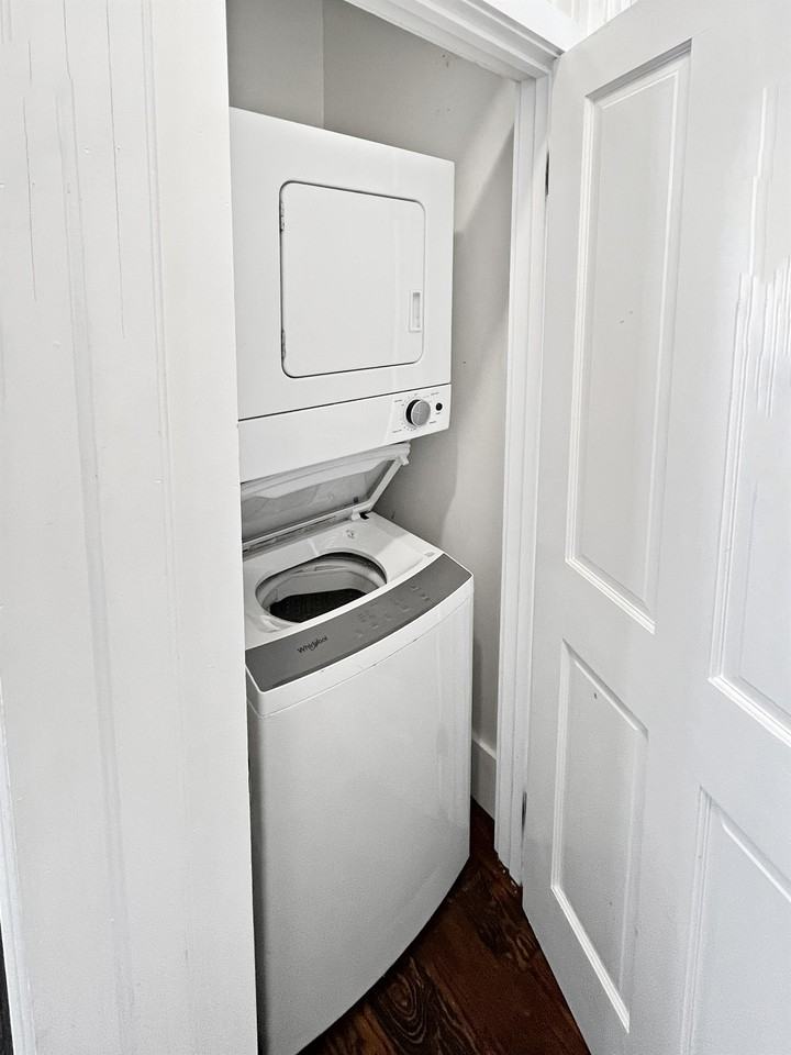 1424 Saint Bernard Ave #1 - Photo 3 of 14