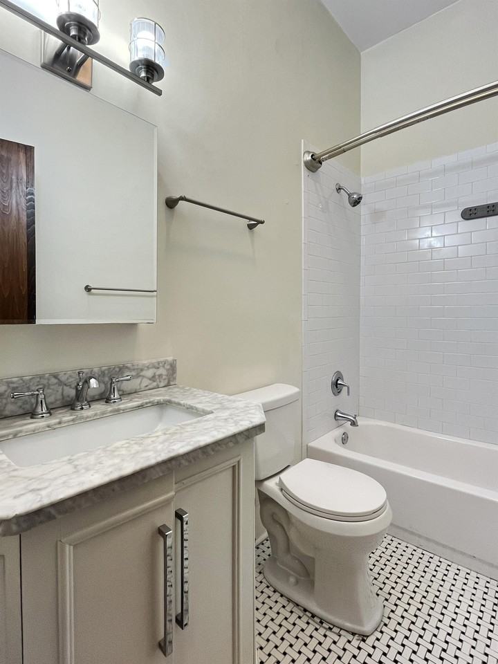 1424 Saint Bernard Ave #1 - Photo 7 of 14