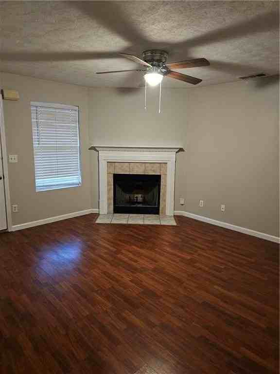 6069 Heritage Way Se - Photo 5 of 11