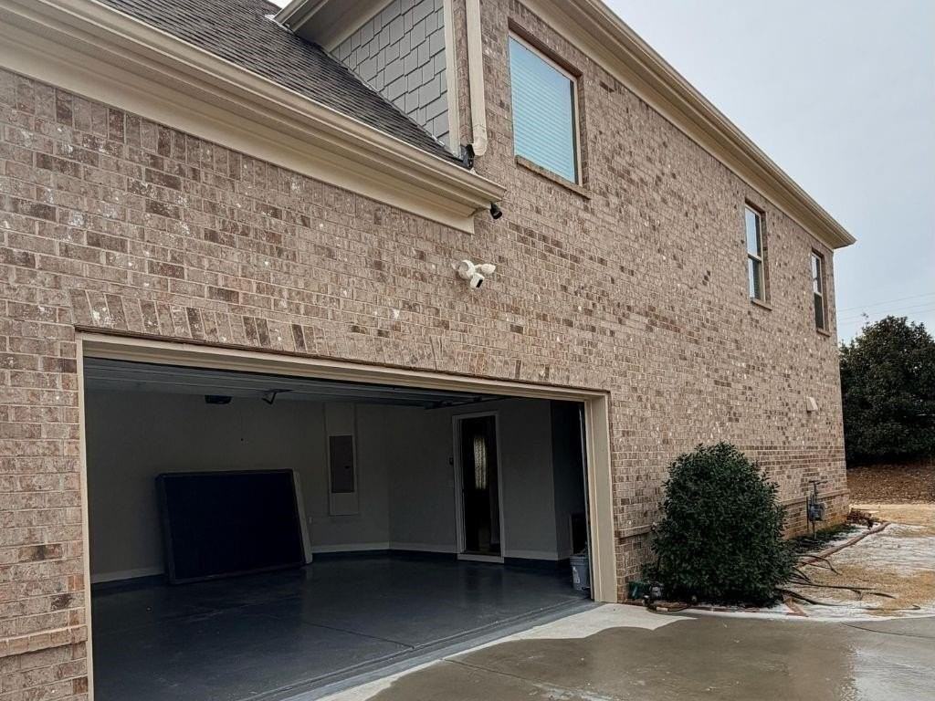 5325 Chesire Ct - Photo 2 of 29