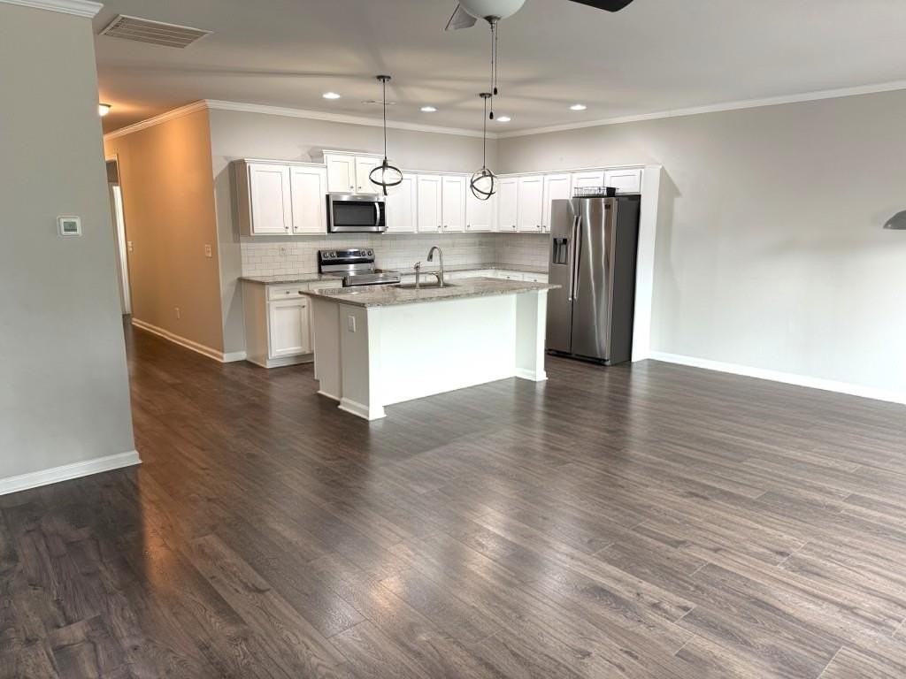 113 Candler Park Dr - Photo 4 of 27