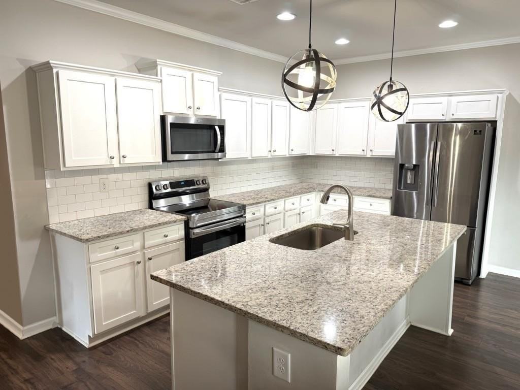 113 Candler Park Dr - Photo 6 of 27