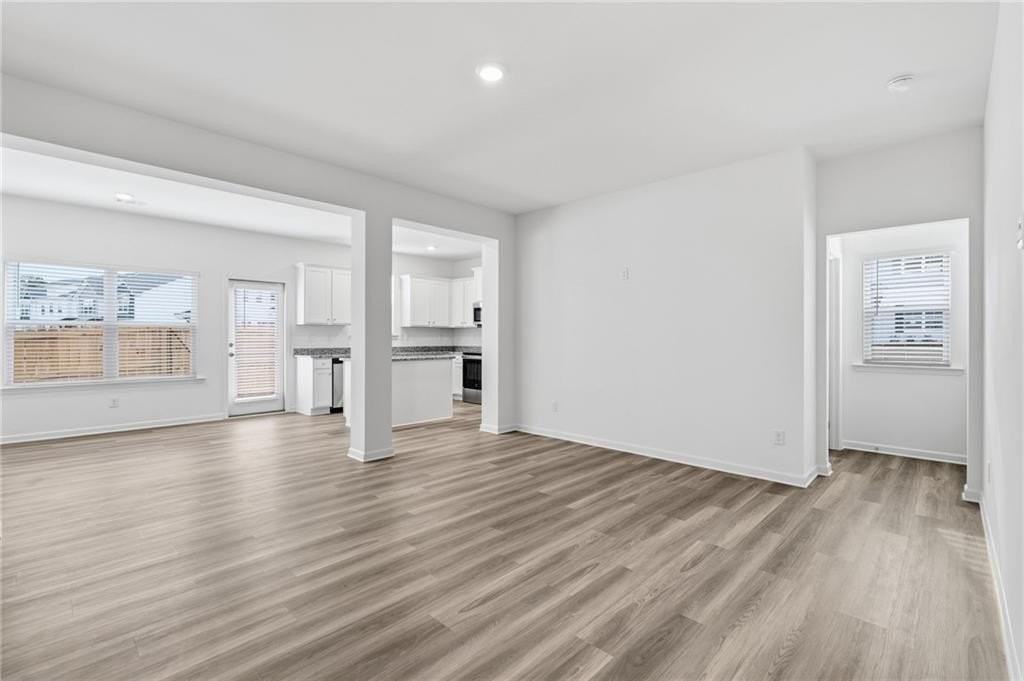 1502 Aralynn Ct - Photo 6 of 35