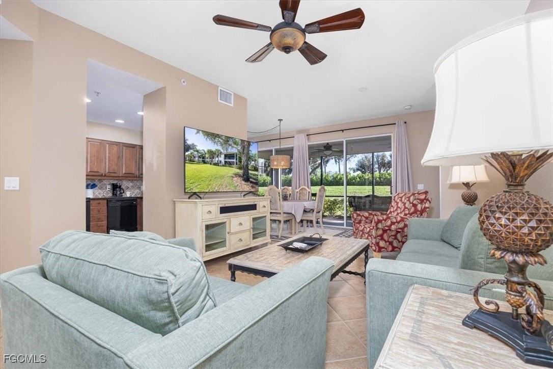 13091 Pebblebrook Point Cir Apt 101 #101 - Photo 5 of 39