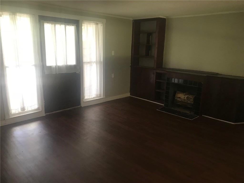 2359 Gill Rd - Photo 2 of 13