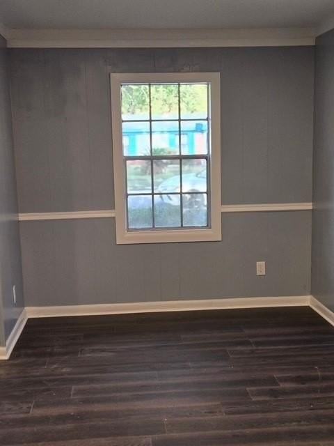 233 Grant Cir - Photo 4 of 7