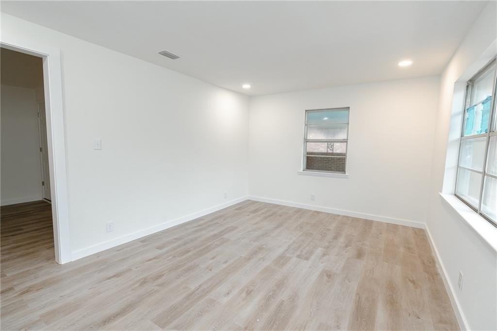 7979 Domain St - Photo 4 of 25