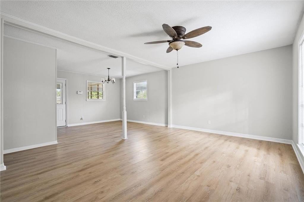 4516 Champlain Ave - Photo 2 of 24