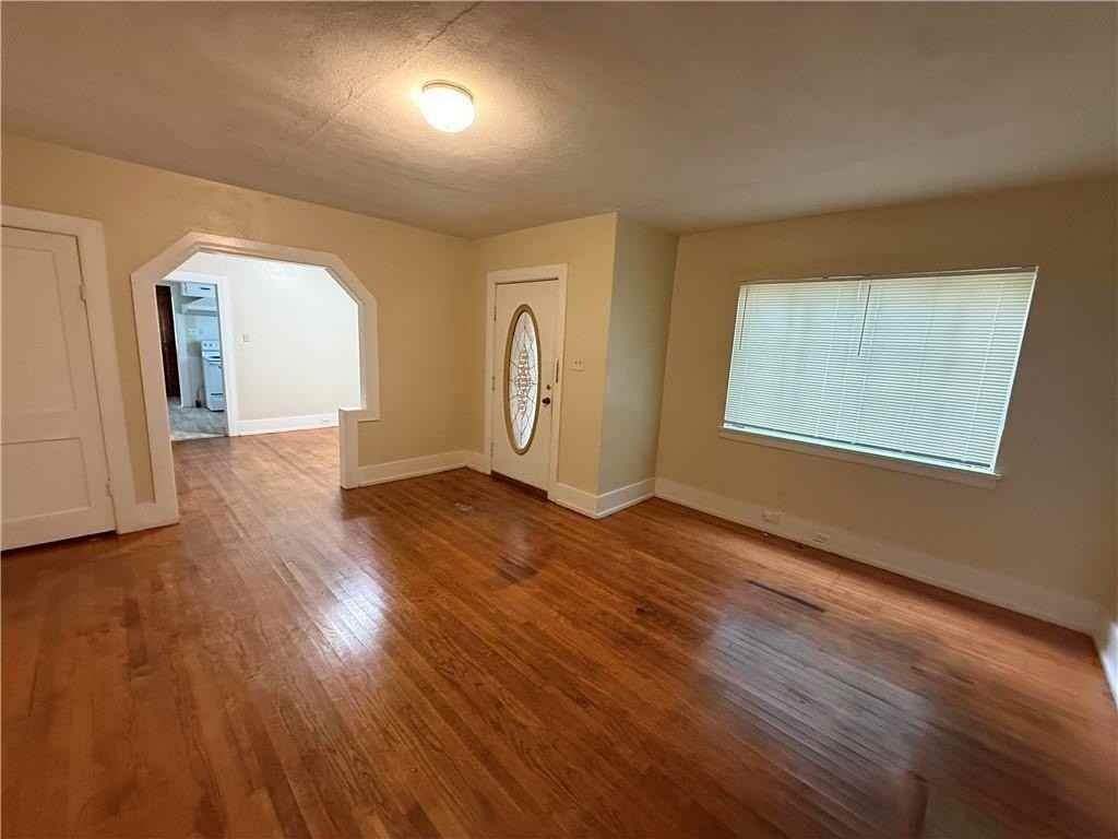 312 Grant St - Photo 2 of 21