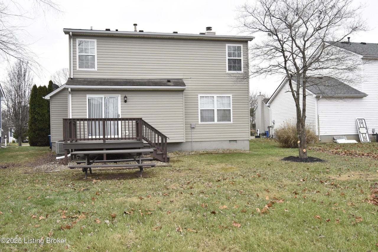 4313 Hickoryview Dr - Photo 3 of 39