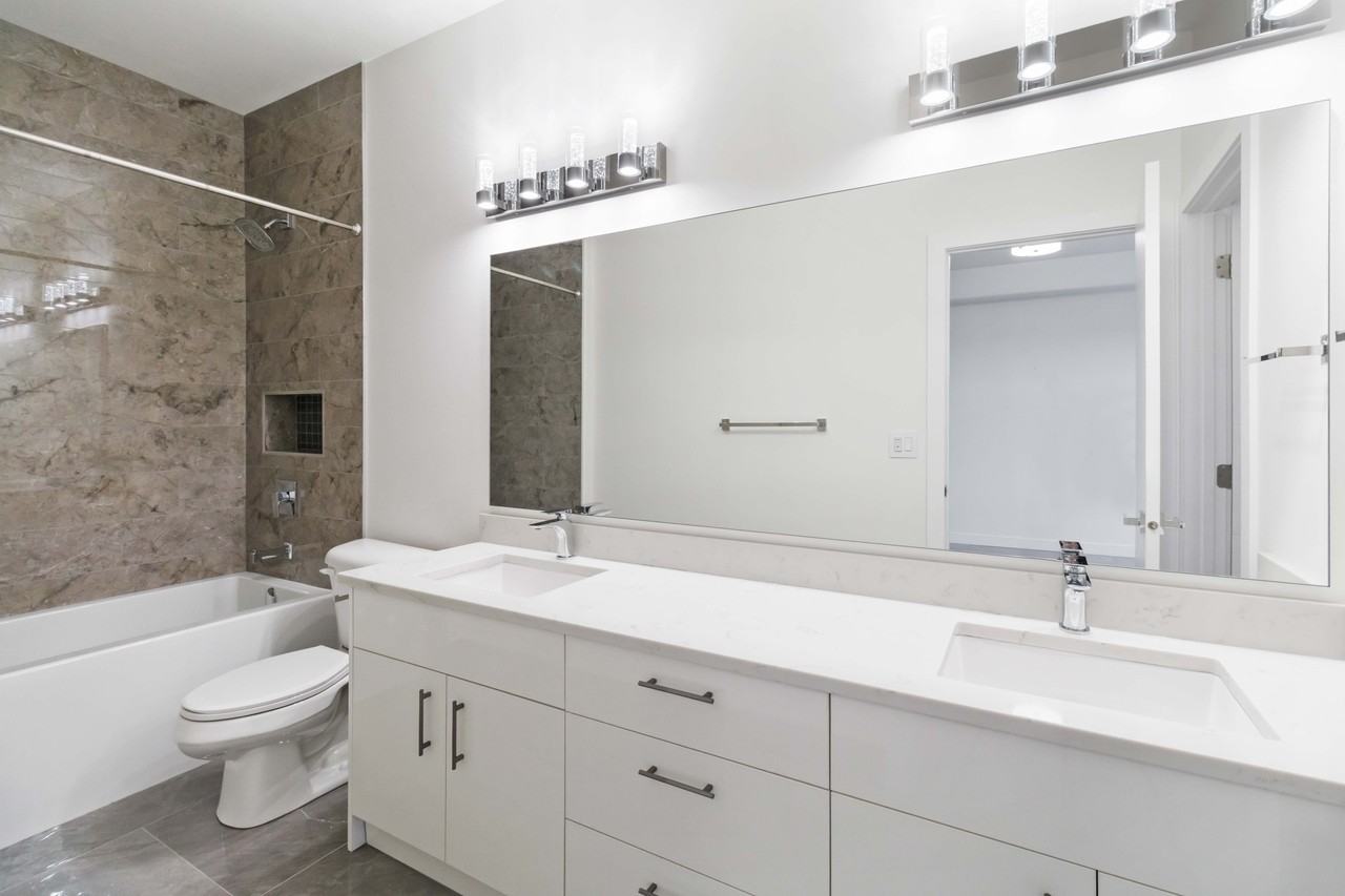 1414 Main St #405 - Photo 7 of 11