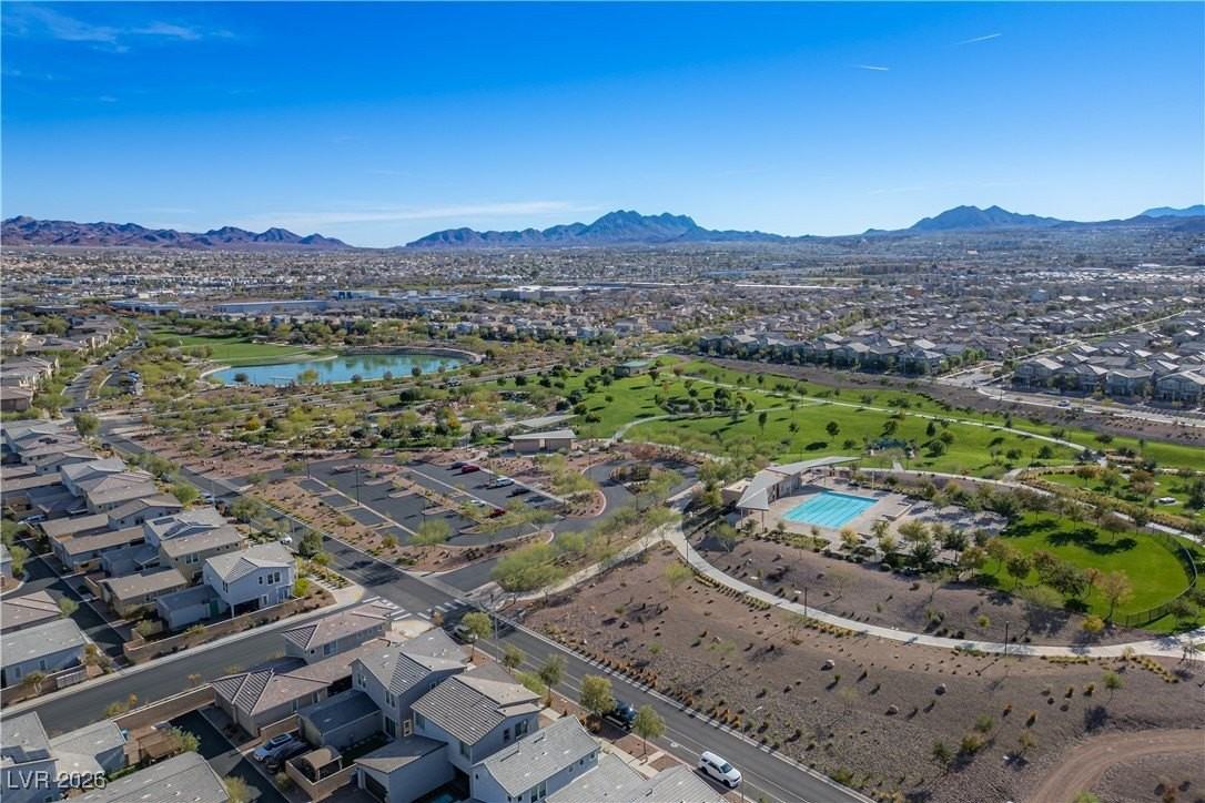 276 Kindly Way - Photo 4 of 47