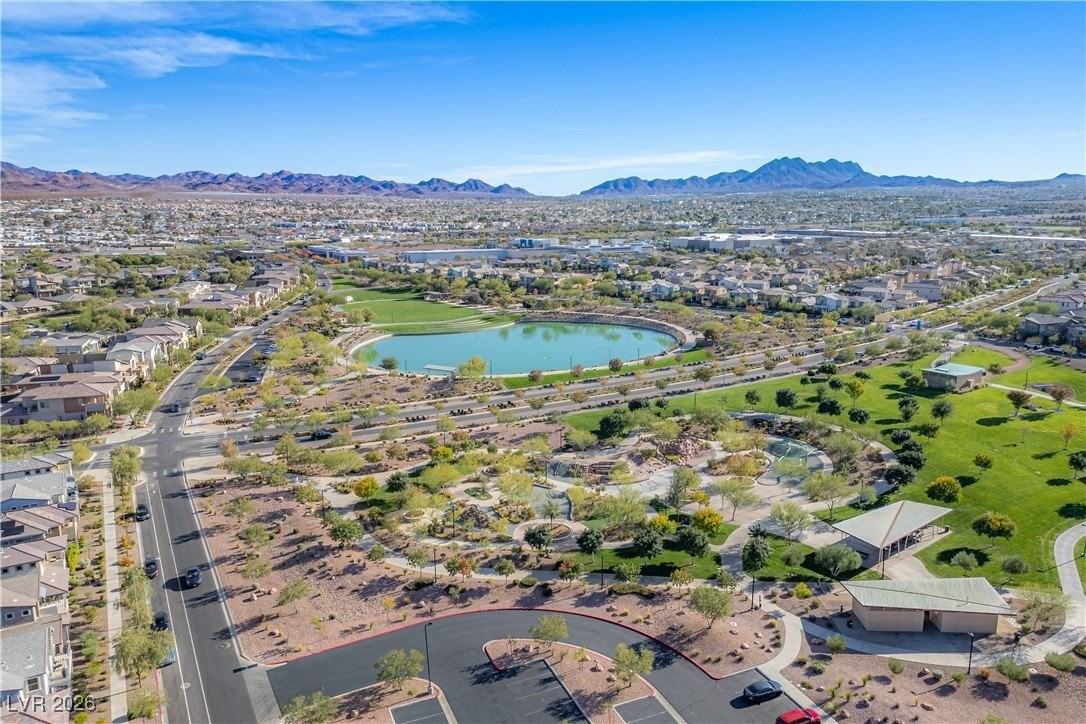 276 Kindly Way - Photo 5 of 47