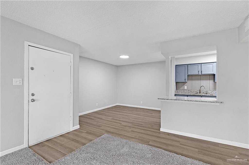 2425 Barnard Rd Apt 15a #A15 - Photo 3 of 16