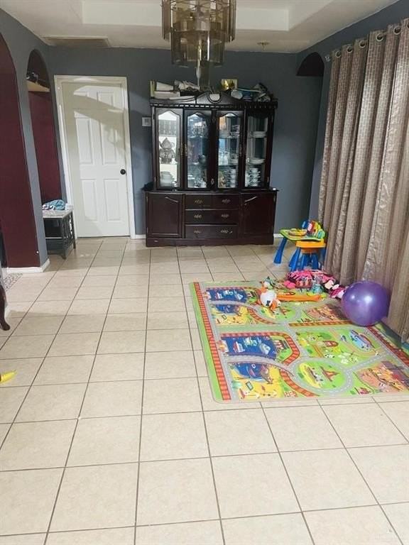 438 Alma Ave - Photo 3 of 23