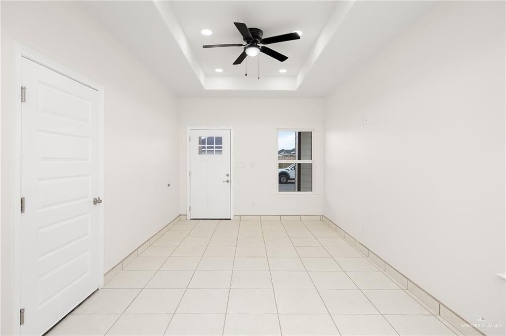 2326 N Valley Cir Unit B #B - Photo 2 of 12