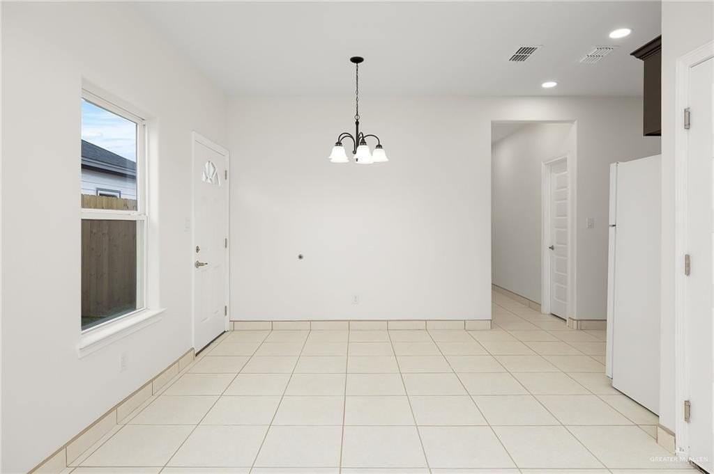 2225 S Valley Cir #B - Photo 4 of 12