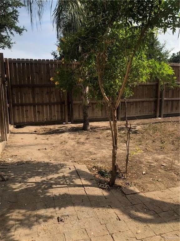 5901 N 22nd St - Photo 4 of 23