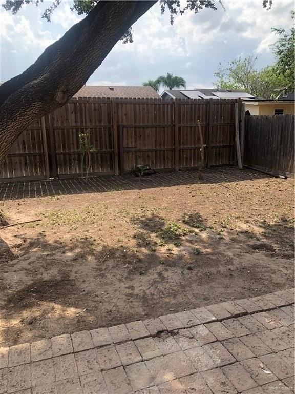 5901 N 22nd St - Photo 5 of 23