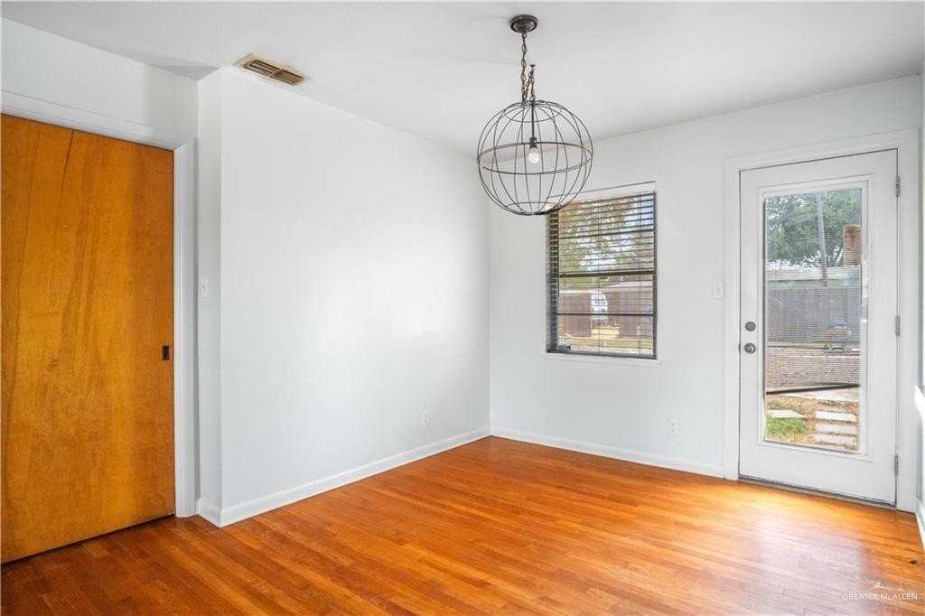 619 Highland Ave - Photo 6 of 12