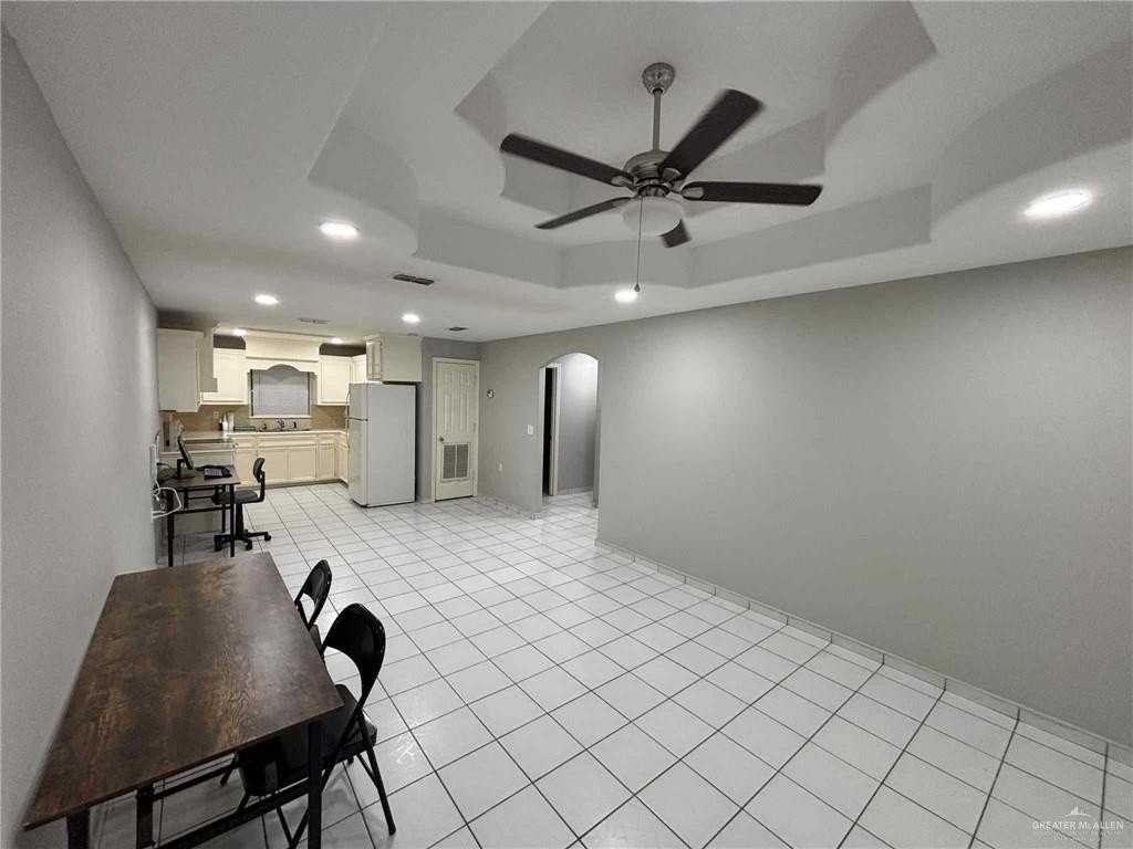 144 Redwood Rd Unit 2 #2 - Photo 4 of 10