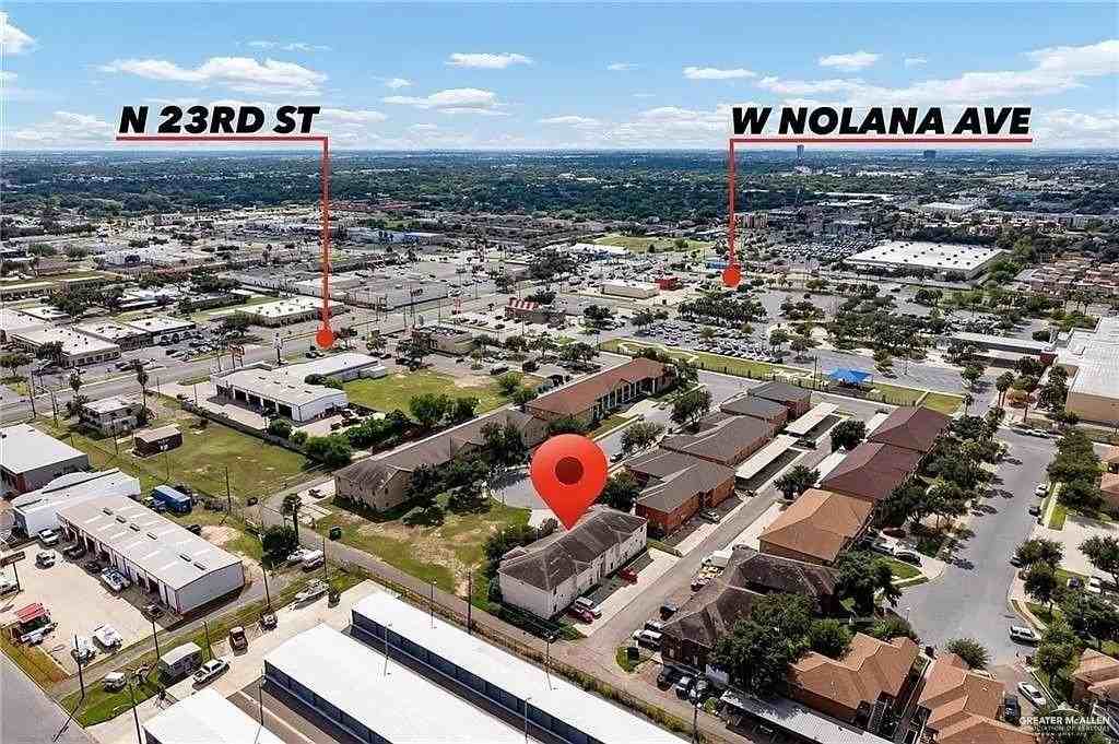 4113 N 24th Ln Apt 4 #4 - Photo 2 of 10