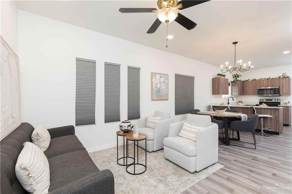 1006 N Clarence Ave #4 - Photo 7 of 15